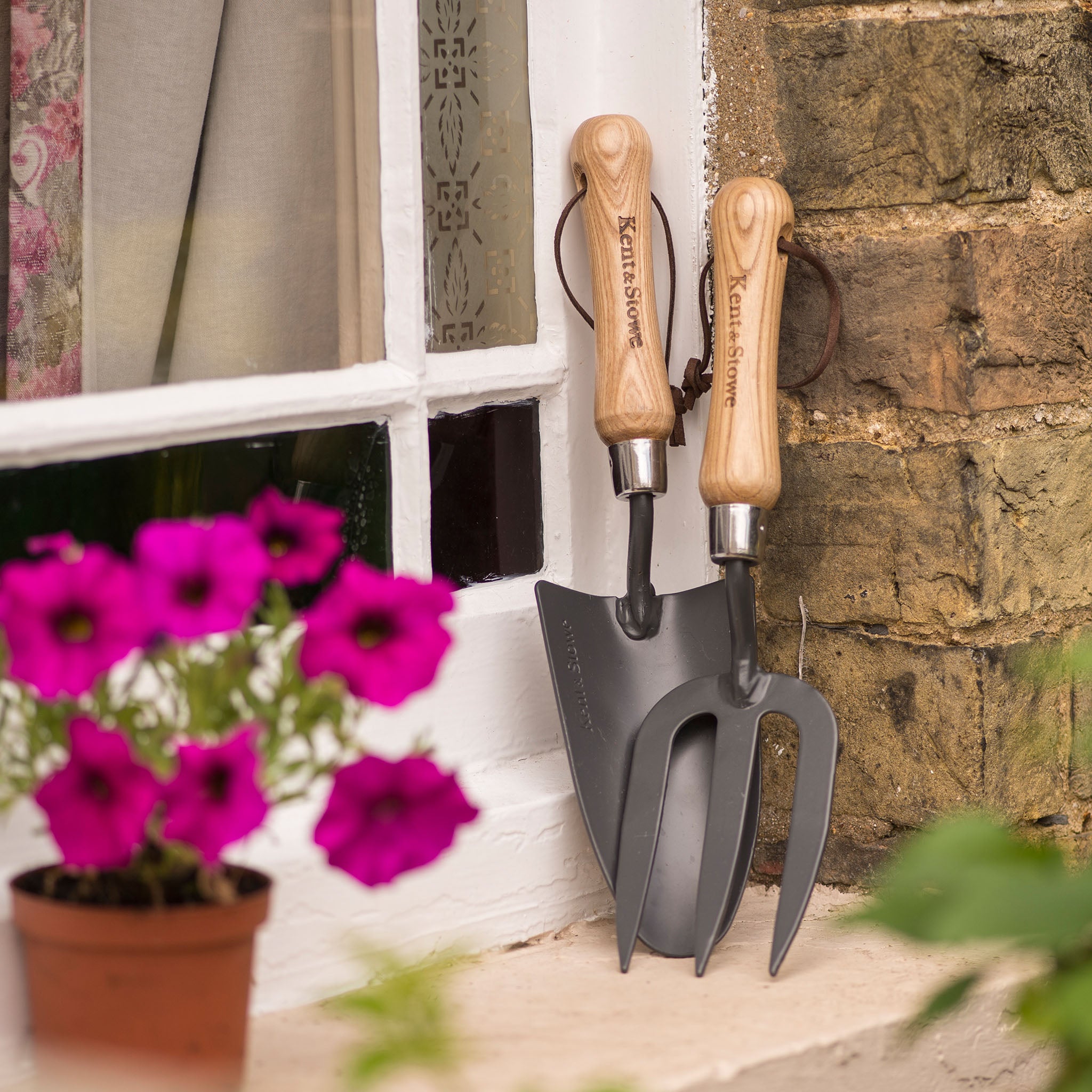 kent-stowe-carbon-steel-hand-trowel-pflanzkelle-aus-karbonstahl image 6