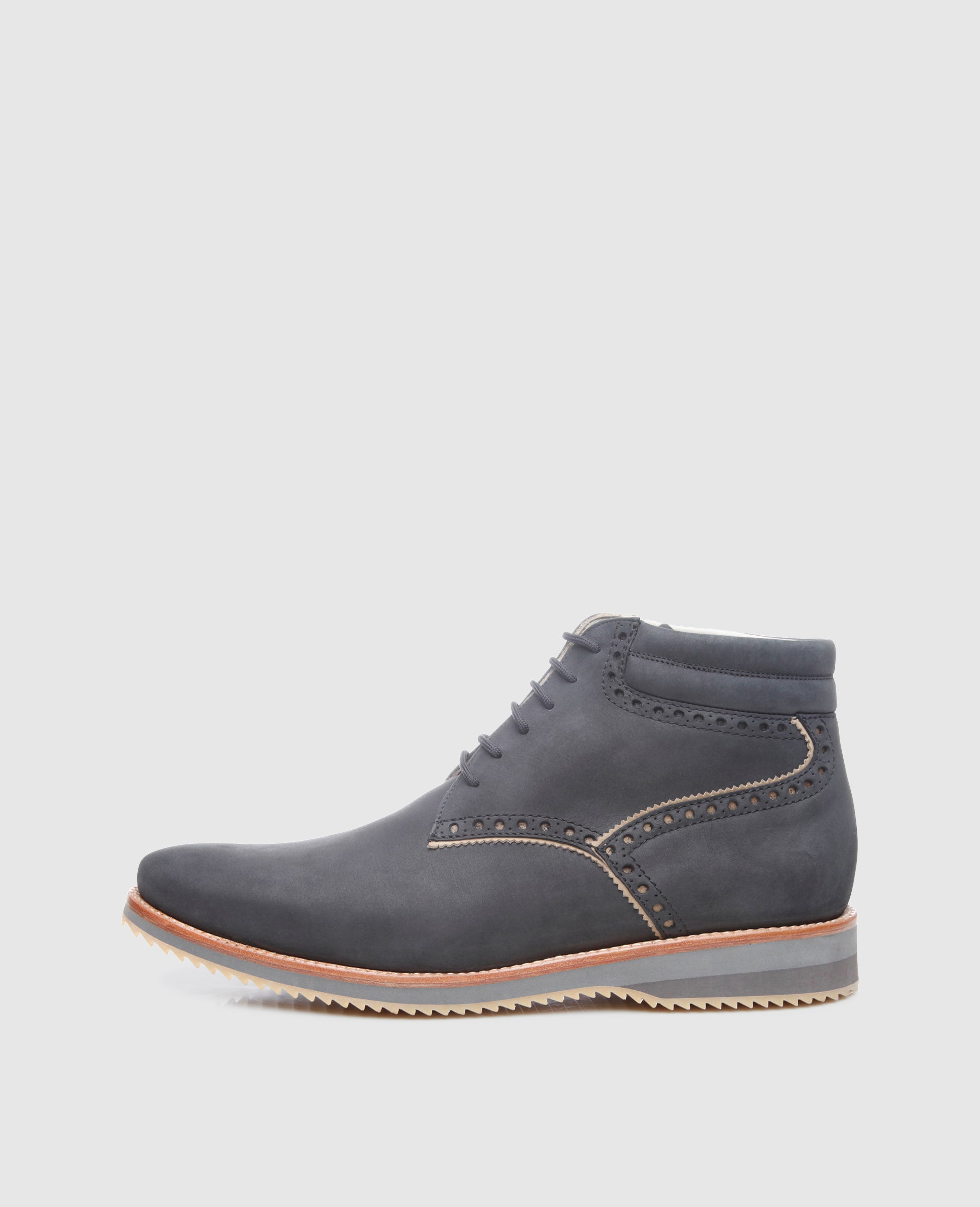 dinkelacker-campus-plain-j-derby-boot-schwarz-fettnubuk image 1