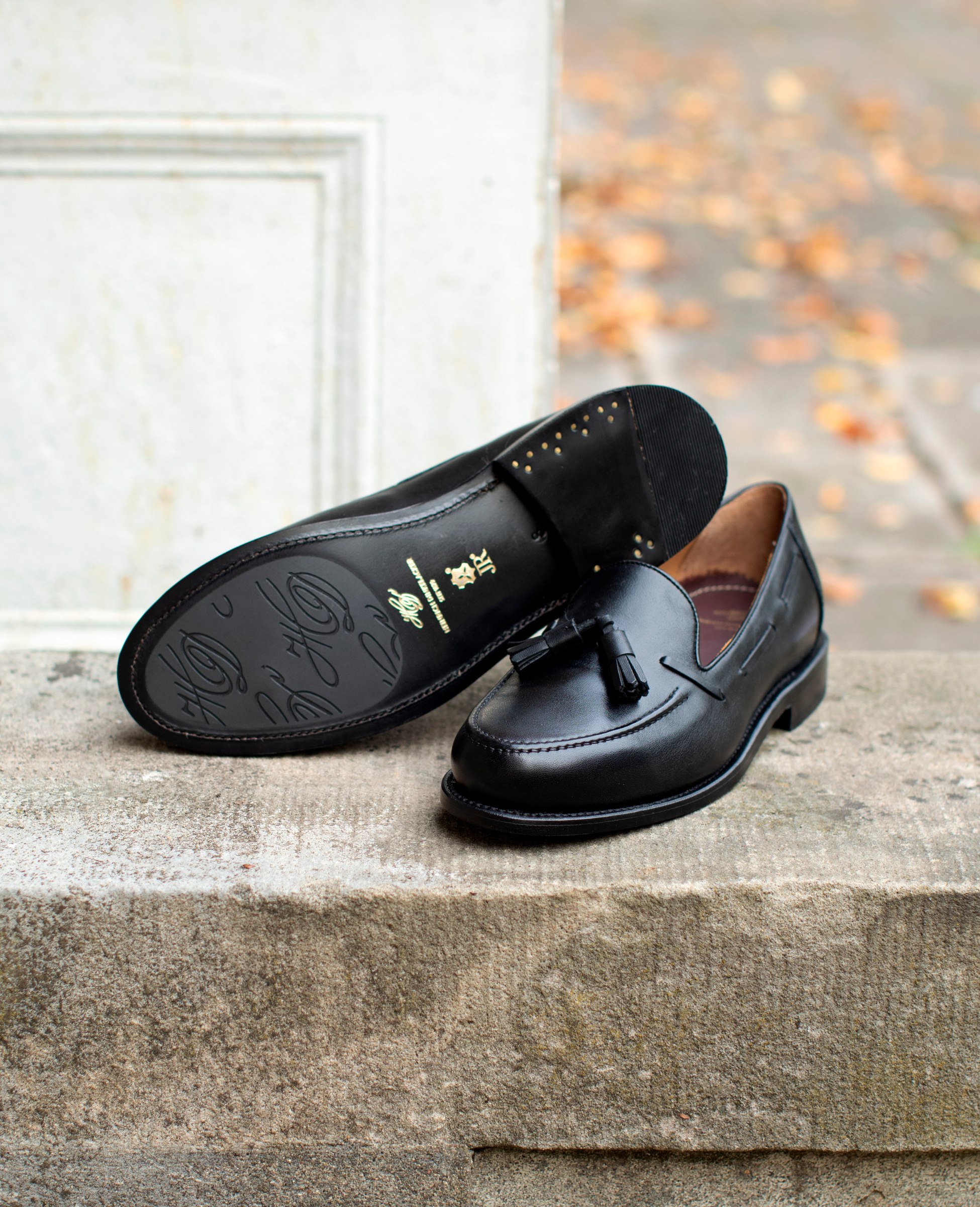 dinkelacker-wien-plain-tassel-slipper-schwarz image 2