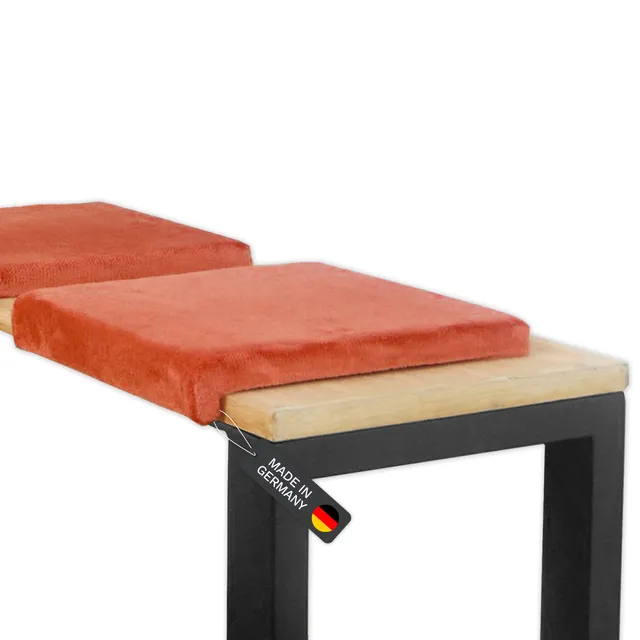 lycce-klemmkissen-sorriso-samt-koralle-1-leiste-40x38x6-cm image 1
