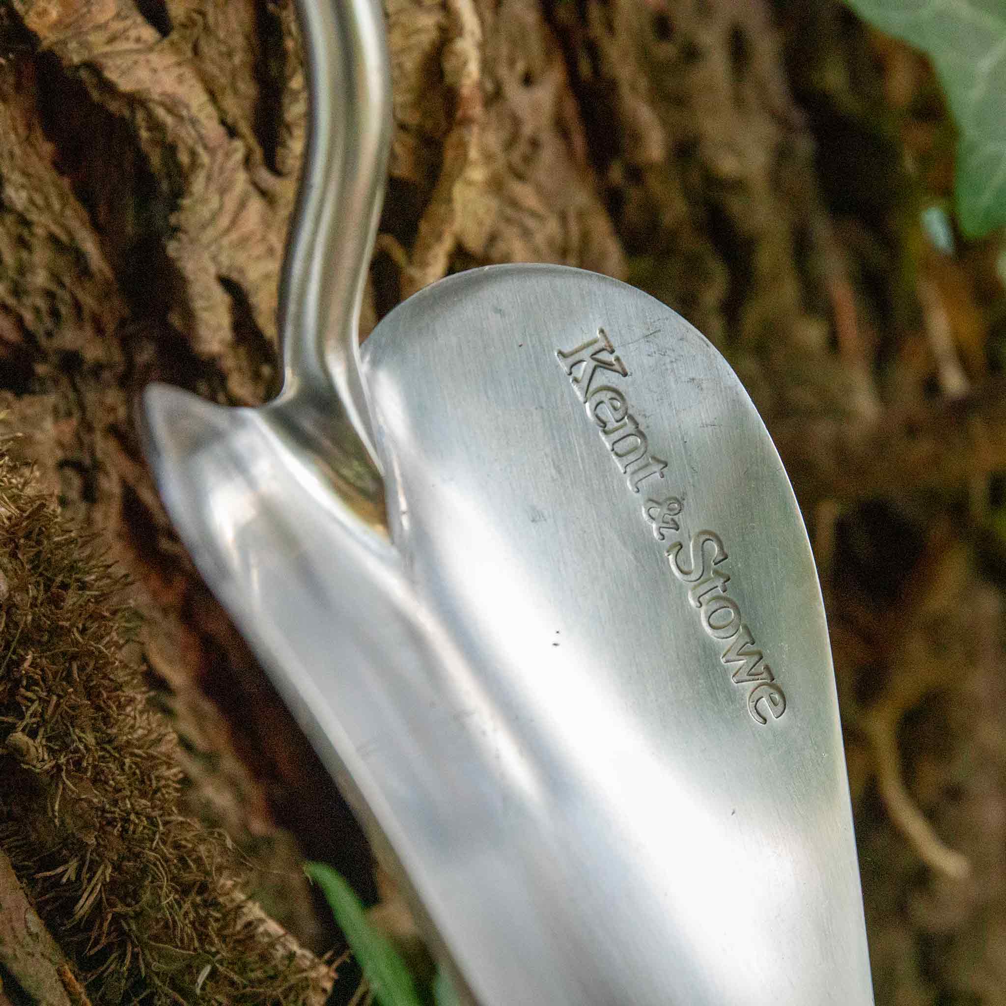 kent-stowe-stainless-steel-heart-shaped-trowel-herzkelle-edelstahl image 4