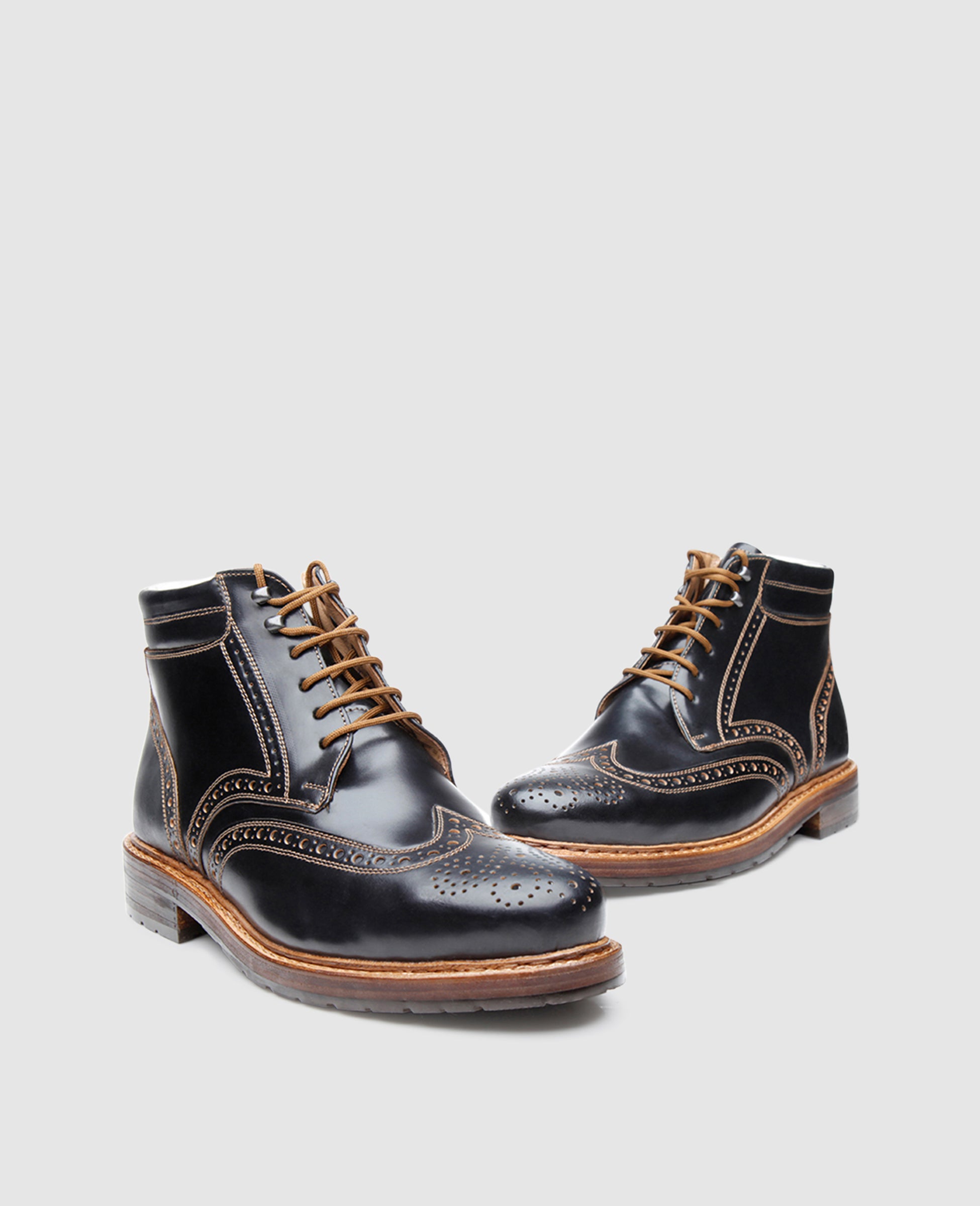 dinkelacker-buda-full-brogue-c-boot-schwarz-shell-cordovan-lammfell image 4