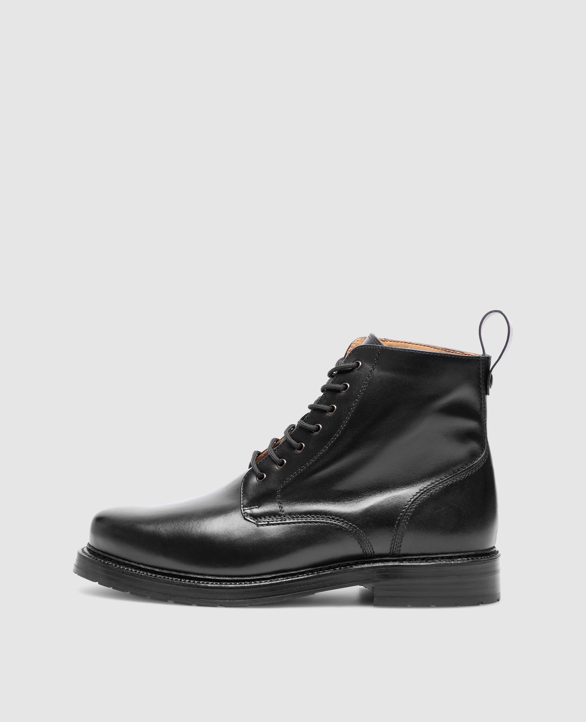 dinkelacker-buda-plain-bc-derby-boot-black-boxcalf-gummisohle image 1