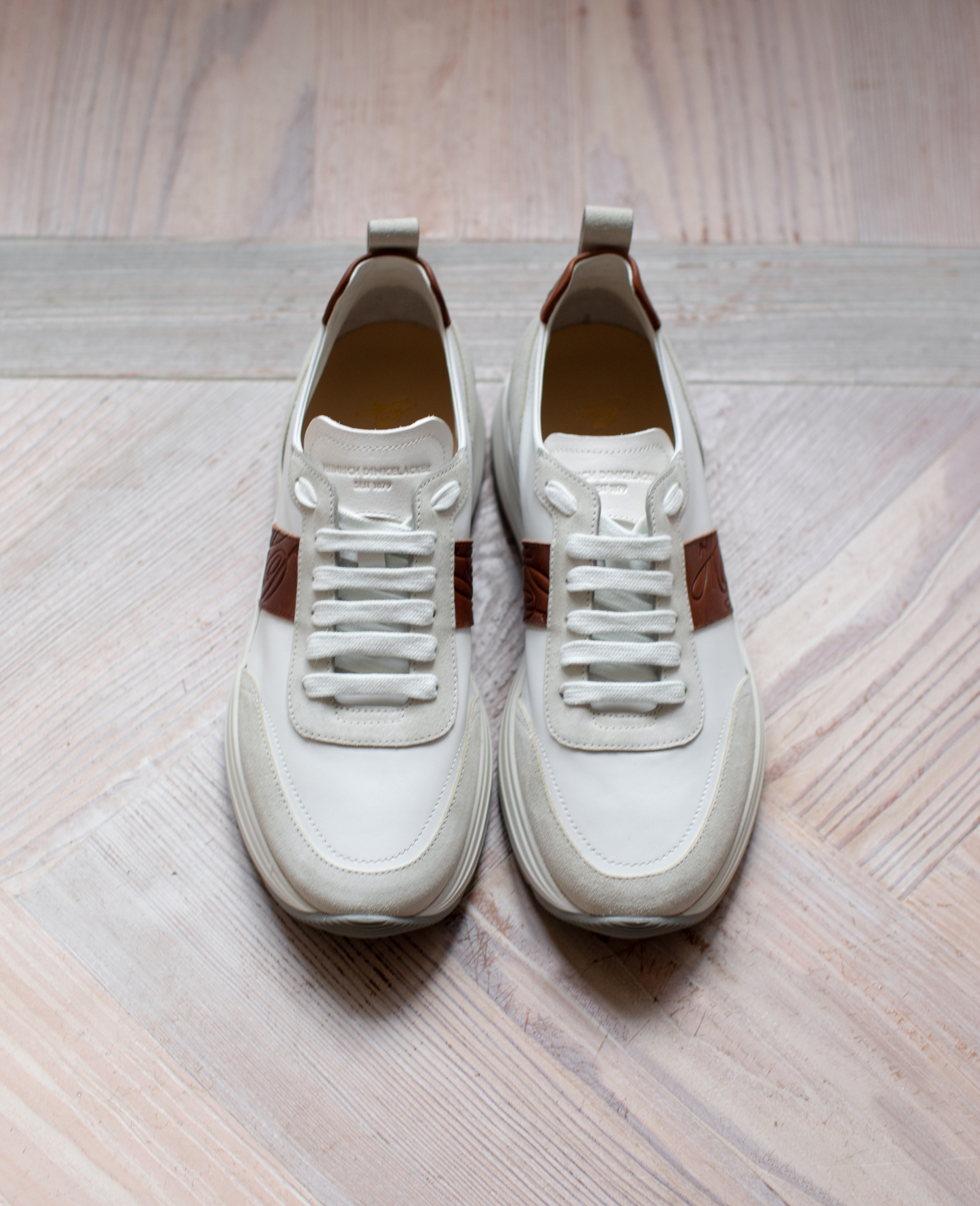 dinkelacker-toronto-sneaker-cl-wei-braun image 2