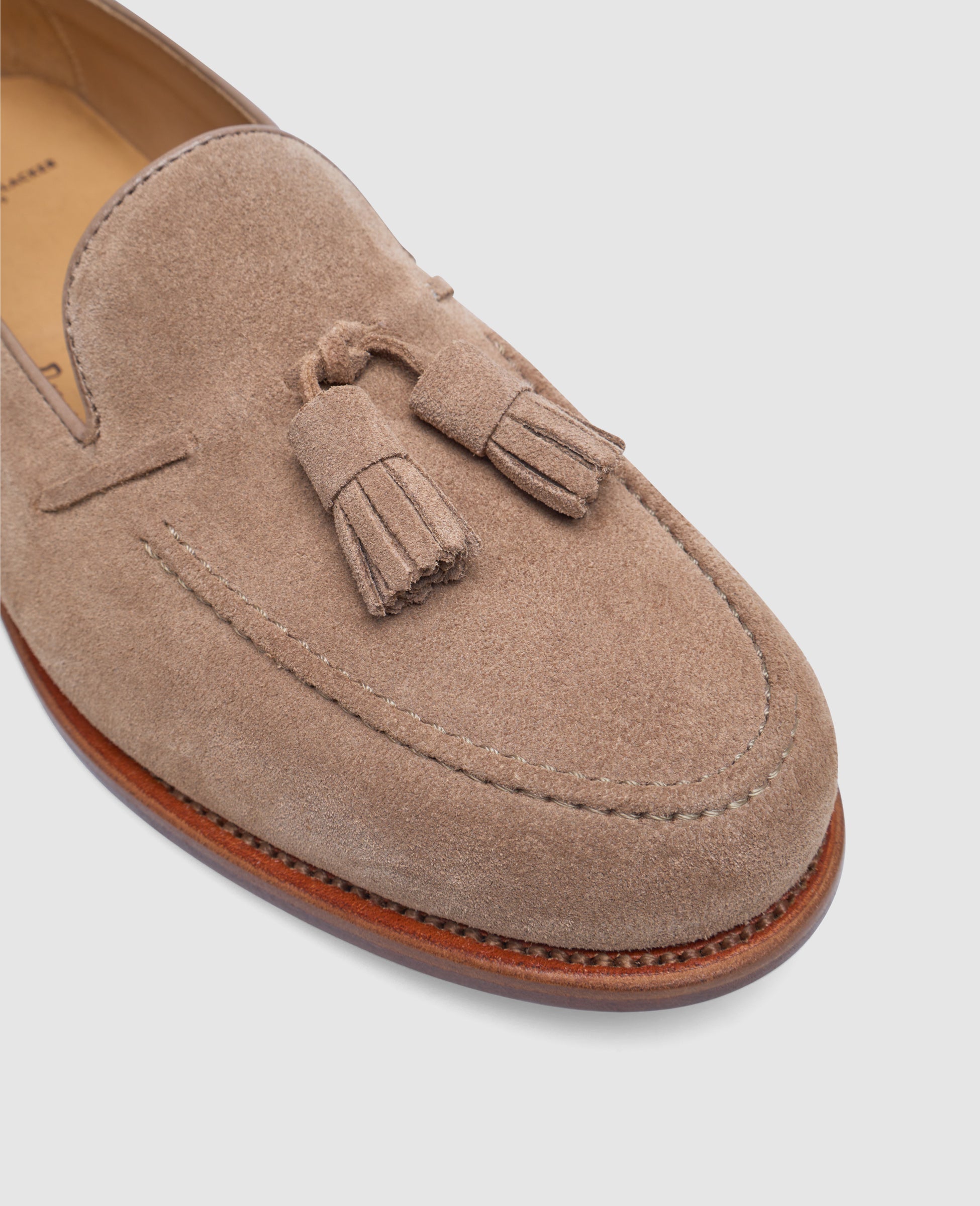 dinkelacker-wien-plain-tassel-v-loafer-beige-kalbvelours image 4