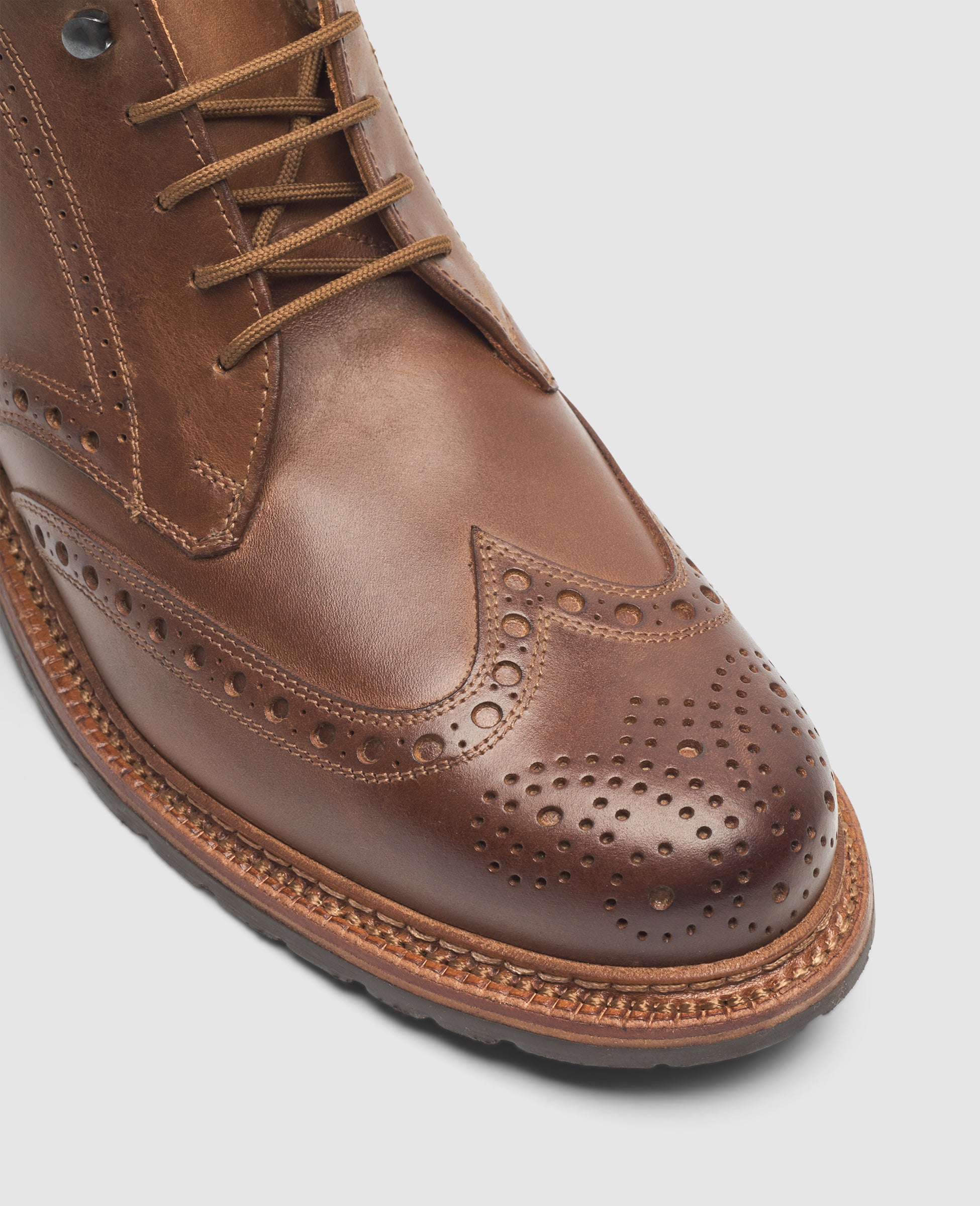 dinkelacker-buda-full-brogue-derby-boot-caramel image 4