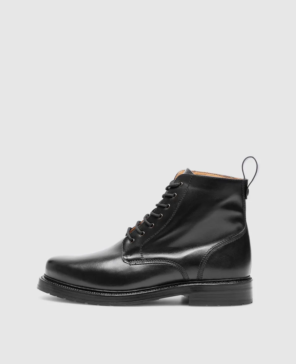 dinkelacker-buda-plain-bc-derby-boot-black-boxcalf-gummisohle image 1