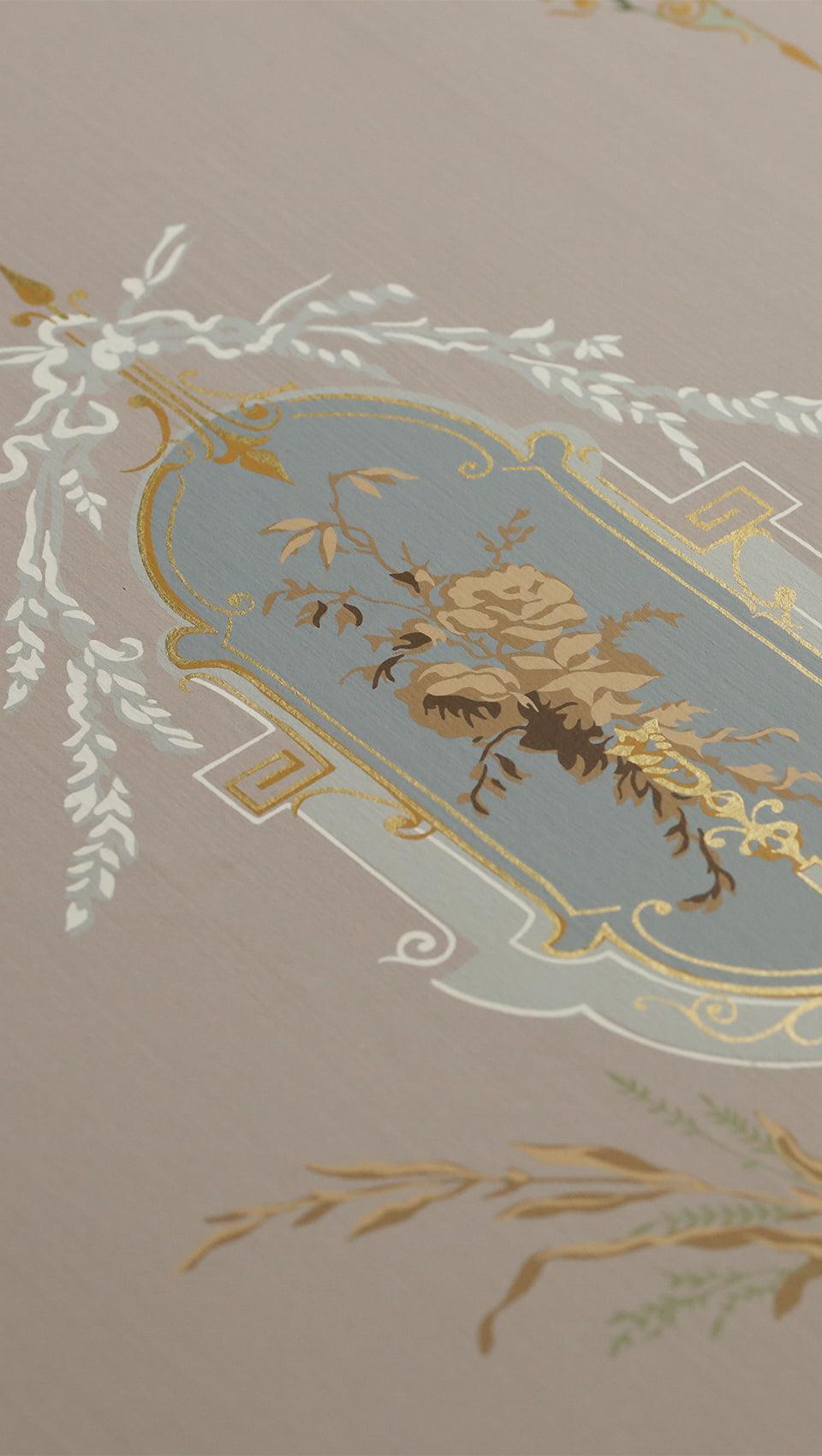 hembus-tapete-476-rosenmedaillon-papiertapete-altrosa-gold-48-cm image 2