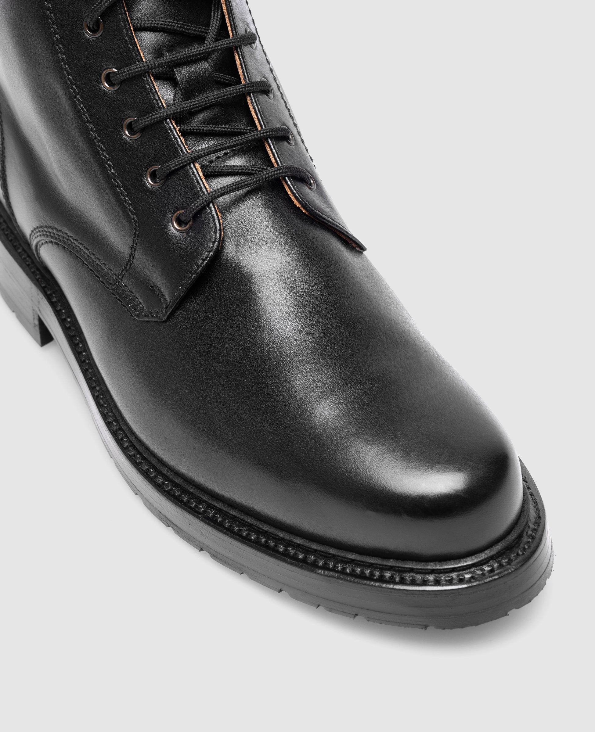 dinkelacker-buda-plain-bc-derby-boot-black-boxcalf-gummisohle image 4
