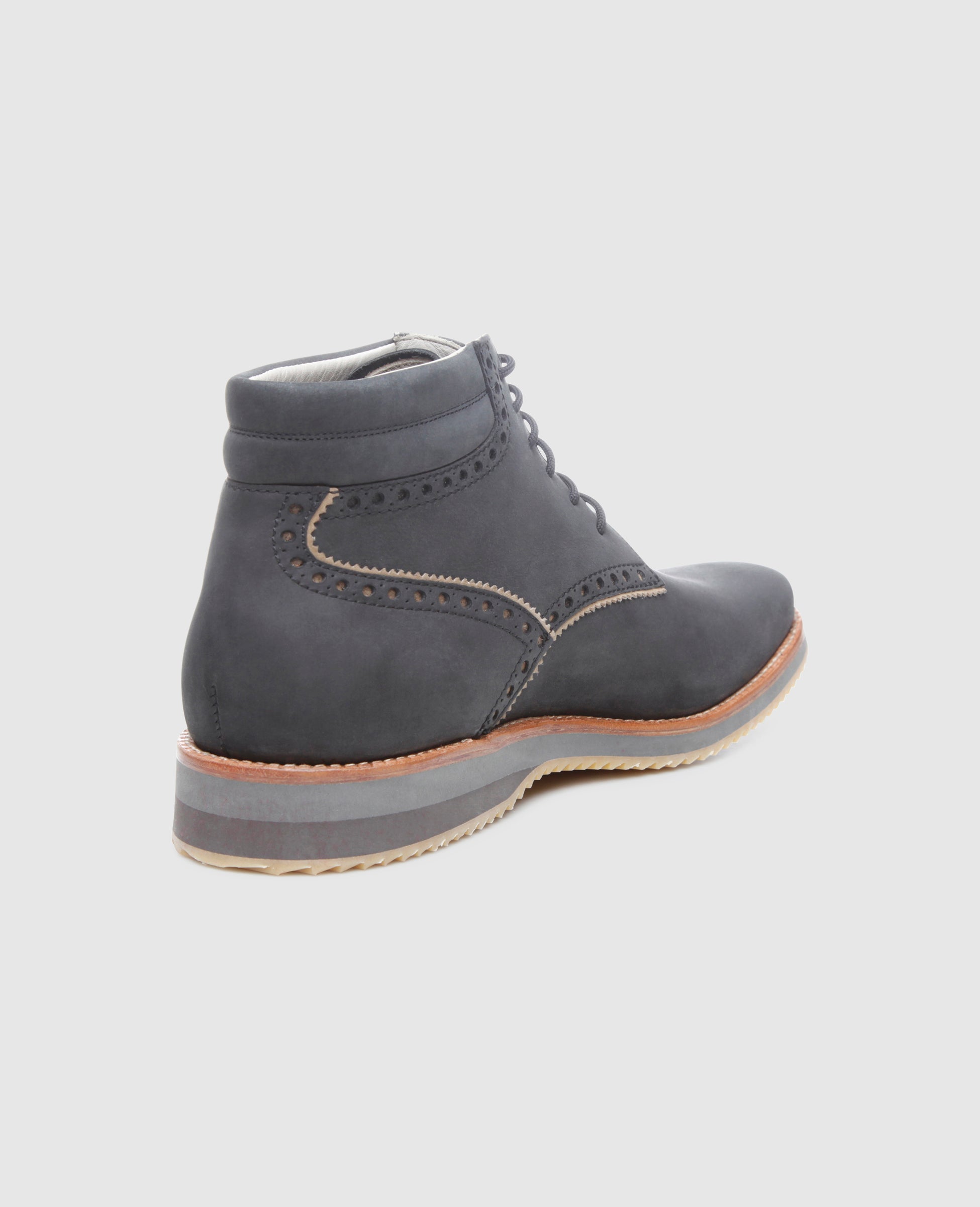 dinkelacker-campus-plain-j-derby-boot-schwarz-fettnubuk image 3