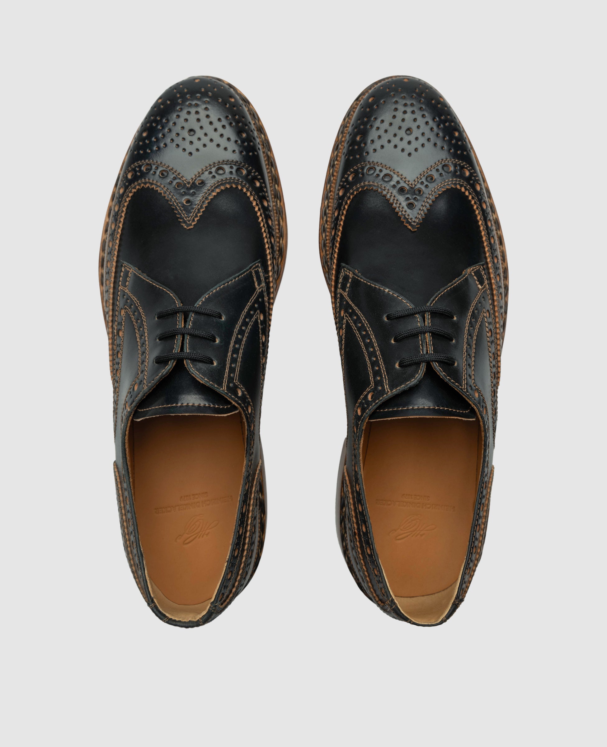 dinkelacker-buda-full-brogue-c-derby-schwarz-shell-cordovan image 6